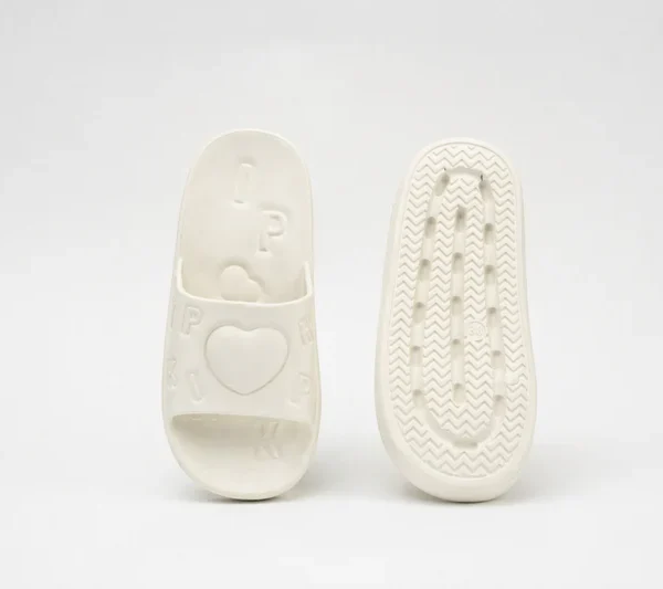 clogs | sandales cœur relief