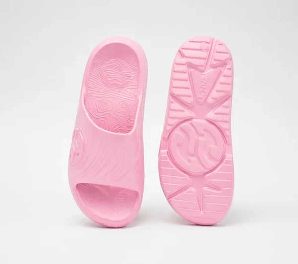 clogs | sandales minimal relief