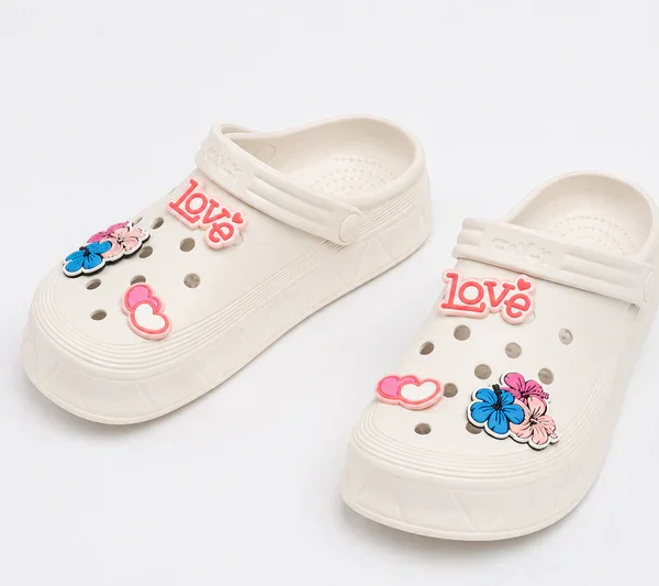 glogs | parisian chic platform clogs